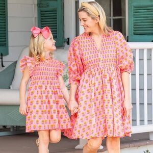 NWOT Ella Gray Block Print Dress